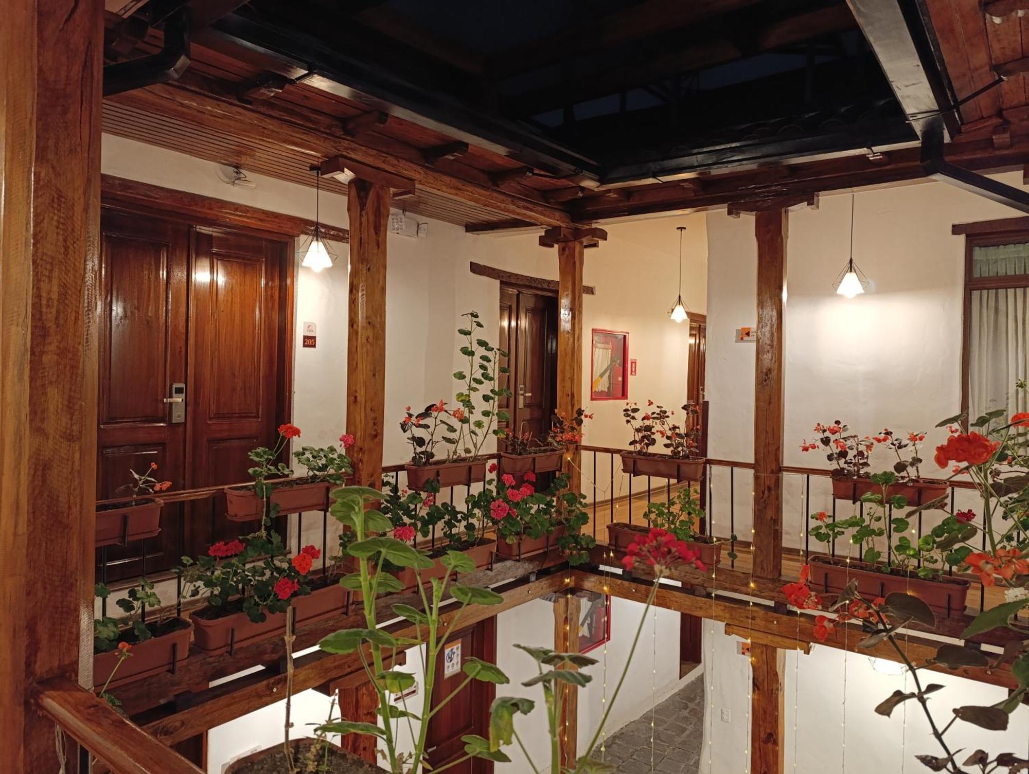 Casona Tobar Hotel Quito Exterior photo